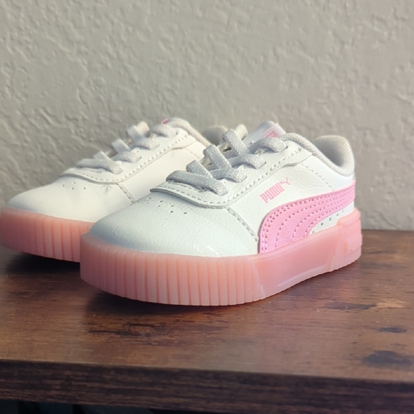 Puma Other - Puma Toddler Kids Sneakers in White and Pink Size 5